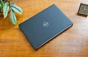 دل Latitude 5490 (بازسازی شده) / پردازنده چهارهستهای Intel Core i5-8350U با فرکانس 1.7 گیگاهرتز / 16 گیگابایت رم / 512 گیگابایت SSD / صفحه نمایش 14 اینچی FHD (1920 x 1080) / HDMI / USB-C / وب کم / ویندوز 10 پرو، مشکی دل Latitude 5490 (بازسازی شده) / پردازنده چهارهستهای Intel Core i5-8350U با فرکانس 1.7 گیگاهرتز / 16 گیگابایت رم / 512 گیگابایت SSD / صفحه نمایش 14 اینچی FHD (1920 x 1080) / HDMI / USB-C / وب کم / ویندوز 10 پرو، مشکی