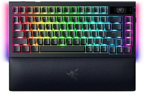 کیبورد گیمینگ بی سیم Razer BlackWidow V4 Pro 75% - قابلیت تعویض سوییچ - صفحه نمایش OLED (خط فرمان، اتصال 4K Hz و بلوتوث، تکیه گاه مچی مغناطیسی) طرح بندی US ISO | مشکی