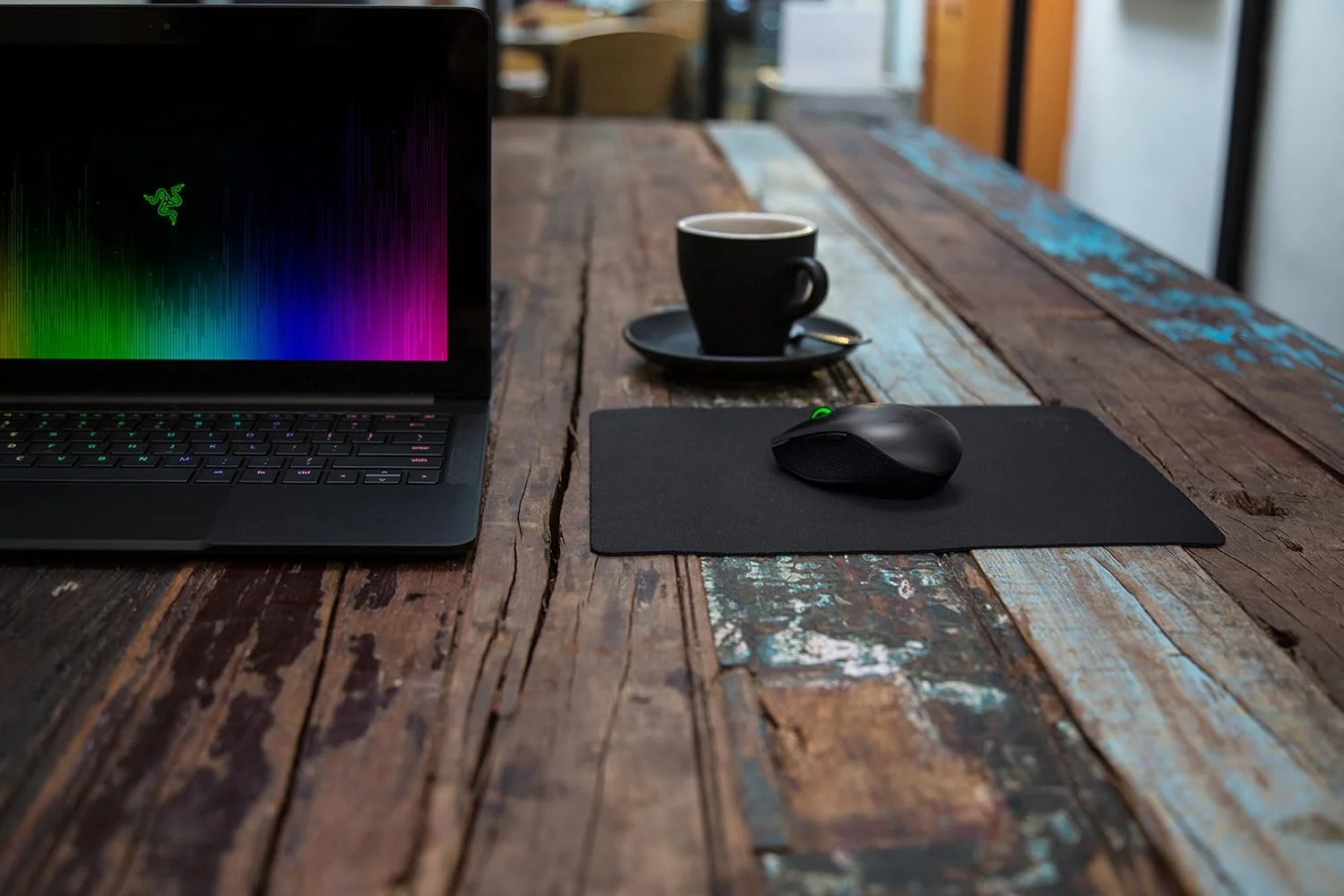 ماوس پد گیمینگ Razer Goliathus Speed (کوچک): پد بازی صاف - پایه لاستیکی ضد لغزش - طراحی پارچه ای قابل حمل - قاب دوخته شده ضد فرسایش - Stealth