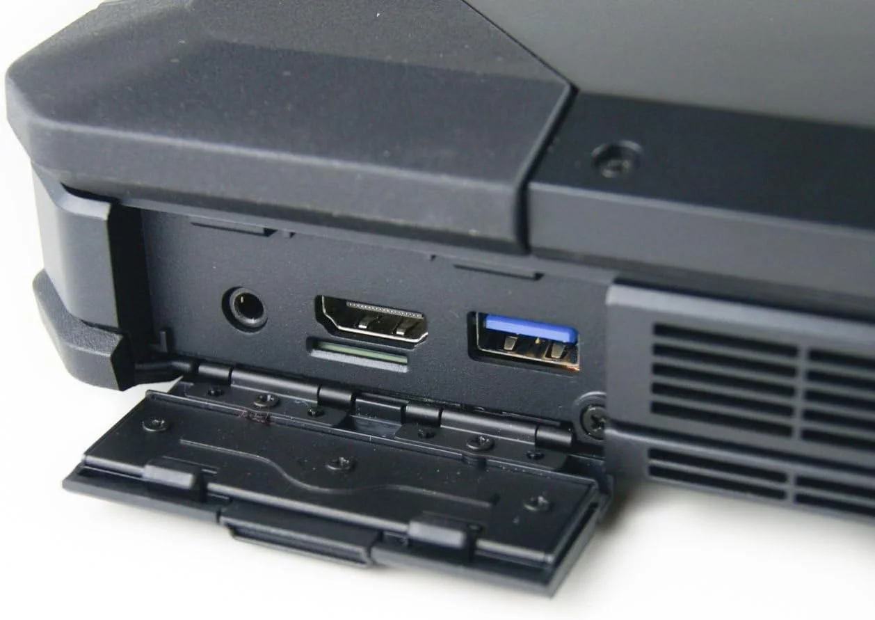 لپ تاپ مقاوم Dell Rugged 5404 با صفحه نمایش لمسی 14 اینچی (پردازنده Intel Core i7-4650، رم 16 گیگابایتی، SSD 128 گیگابایتی، HDMI، WIFI، دوربین، بلوتوث) ویندوز 10 پرو (بازسازی شده)