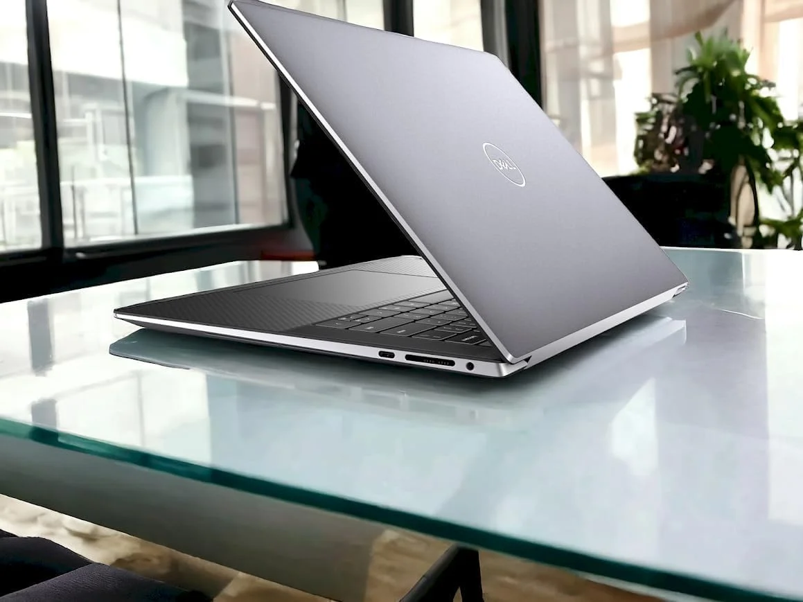 لپ تاپ ورک استیشن DeII Precision 5760 | پردازنده lntel Core i7-11850H، رم 32 گیگابایتی DDR4، حافظه SSD یک ترابایتی PCIe® NVMe™ | صفحه نمایش لمسی 17 اینچی 4K UHD | کارت گرافیک NVlDlA RTX A2000 | ویندوز 11 پرو (بازسازی شده) لپ تاپ ورک استیشن DeII Precision 5760 | پردازنده lntel Core i7-11850H، رم 32 گیگابایتی DDR4، حافظه SSD یک ترابایتی PCIe® NVMe™ | صفحه نمایش لمسی 17 اینچی 4K UHD | کارت گرافیک NVlDlA RTX A2000 | ویندوز 11 پرو (بازسازی شده)