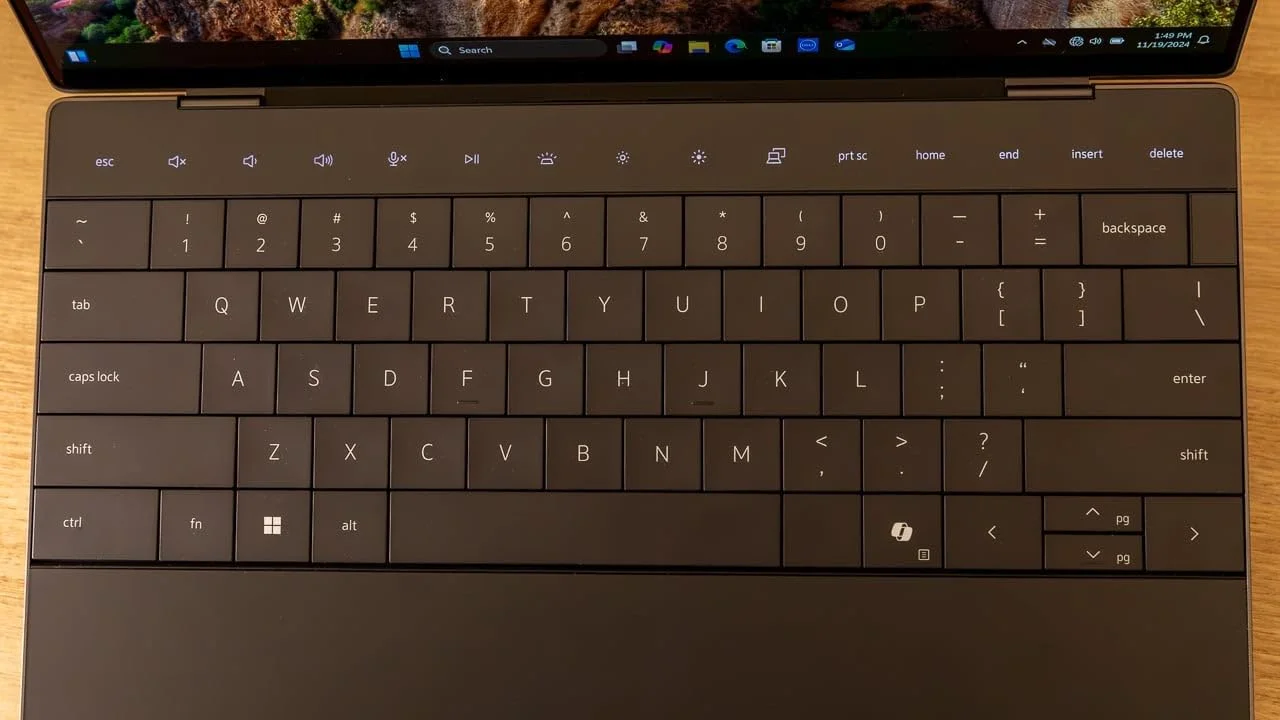 لپ تاپ Dell XPS 13 9350، صفحه نمایش 13.4 اینچی FHD+ InfinityEdge، پردازنده Intel Core Ultra 7، رم 16 گیگابایتی، SSD 1 ترابایتی، ویندوز 11 هوم لپ تاپ Dell XPS 13 9350، صفحه نمایش 13.4 اینچی FHD+ InfinityEdge، پردازنده Intel Core Ultra 7، رم 16 گیگابایتی، SSD 1 ترابایتی، ویندوز 11 هوم
