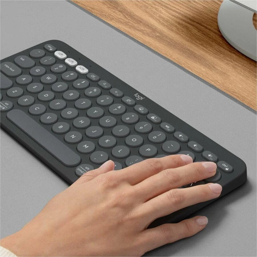 کیبورد بیسیم بلوتوثی چند دستگاهی لاجیتک Pebble Keys 2 K380s با کلیدهای میانبر قابل تنظیم، باریک و قابل حمل، Easy-Switch برای ویندوز، macOS، iPadOS، اندروید، Chrome OS - گرافیت تیره کیبورد بیسیم بلوتوثی چند دستگاهی لاجیتک Pebble Keys 2 K380s با کلیدهای میانبر قابل تنظیم، باریک و قابل حمل، Easy-Switch برای ویندوز، macOS، iPadOS، اندروید، Chrome OS - گرافیت تیره