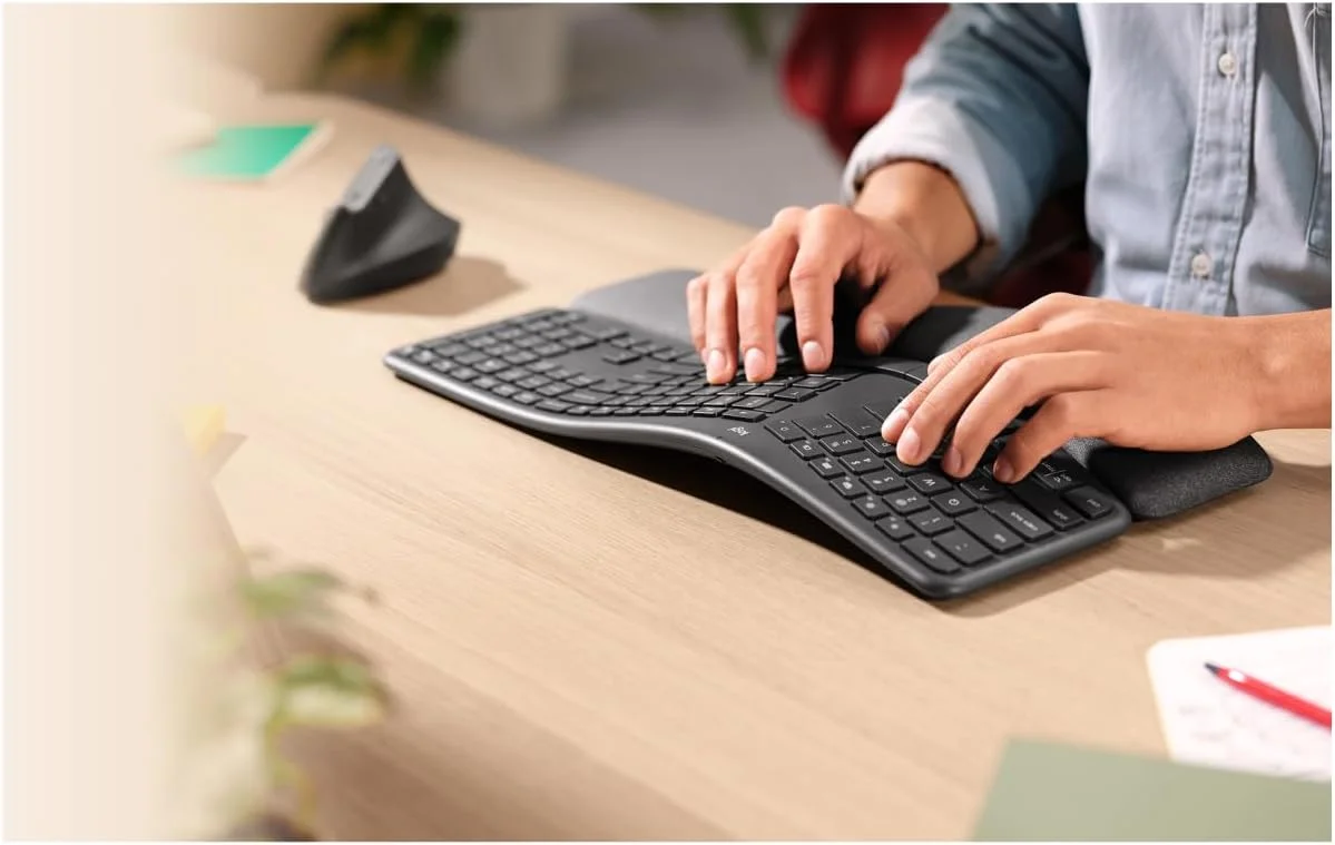 کیبورد ارگونومیک بی سیم لاجیتک ERGO K860 با طراحی کلیدهای جدا از هم، Skand. QWERTY - گرافیت