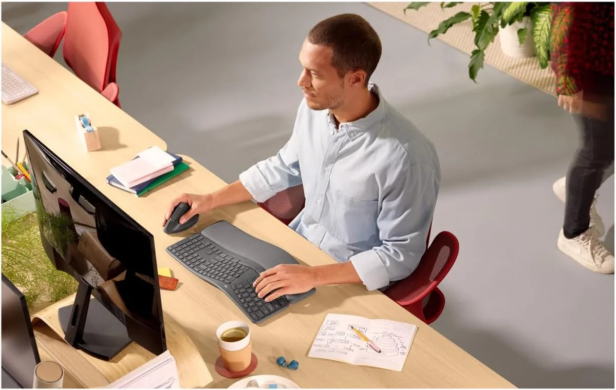 کیبورد ارگونومیک بی سیم لاجیتک ERGO K860 با طراحی کلیدهای جدا از هم، Skand. QWERTY - گرافیت