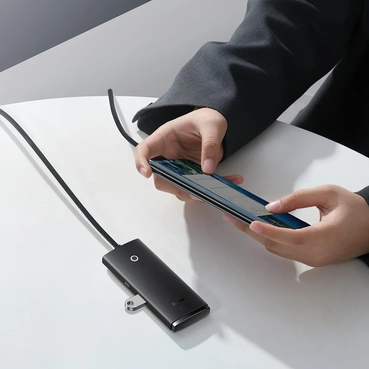 هاب USB بیسوس USB 3.0، اسپلیتر USB 4 پورت آداپتور هاب برق توسعه USB هاب داده پرسرعت 5 گیگابیت بر ثانیه با شارژ USB C سازگار برای MacBook، iMac، Surface Pro، XPS، PC، فلش درایو USB (مشکی)