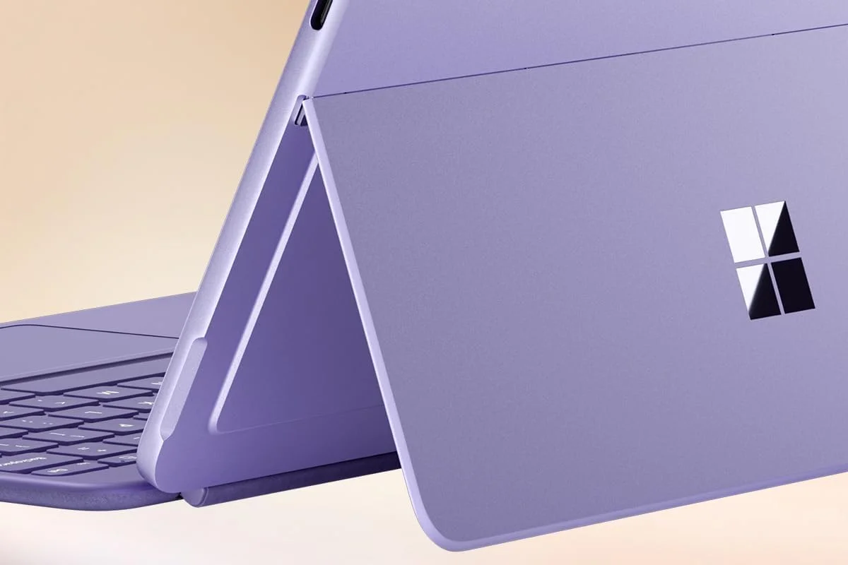 مایکروسافت سرفیس پرو | Copilot+ PC | صفحه نمایش لمسی 12 اینچی LCD | اسنپدراگون X پلاس | 16 گیگابایت حافظه | 512 گیگابایت فضای ذخیره سازی | آخرین مدل | بنفش