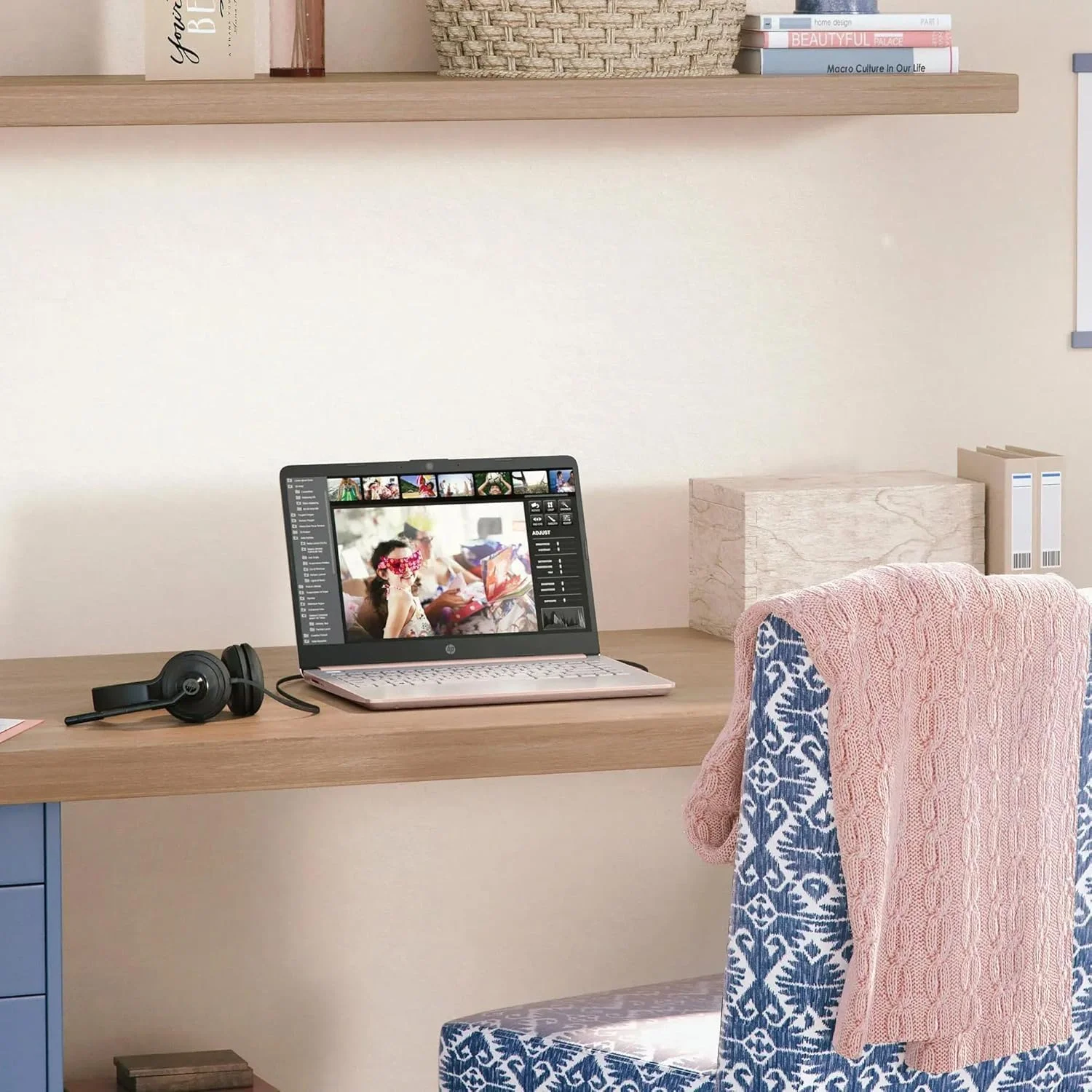 لپ تاپ HP 14s با صفحه نمایش لمسی 14 اینچی HD - پردازنده Intel Pentium Silver N5030 - گرافیک Intel UHD - کیبورد با نور پس زمینه - 8 گیگابایت رم DDR 4 - 512 گیگابایت NVMe SSD ویندوز 11 - رزگلد لپ تاپ HP 14s با صفحه نمایش لمسی 14 اینچی HD - پردازنده Intel Pentium Silver N5030 - گرافیک Intel UHD - کیبورد با نور پس زمینه - 8 گیگابایت رم DDR 4 - 512 گیگابایت NVMe SSD ویندوز 11 - رزگلد