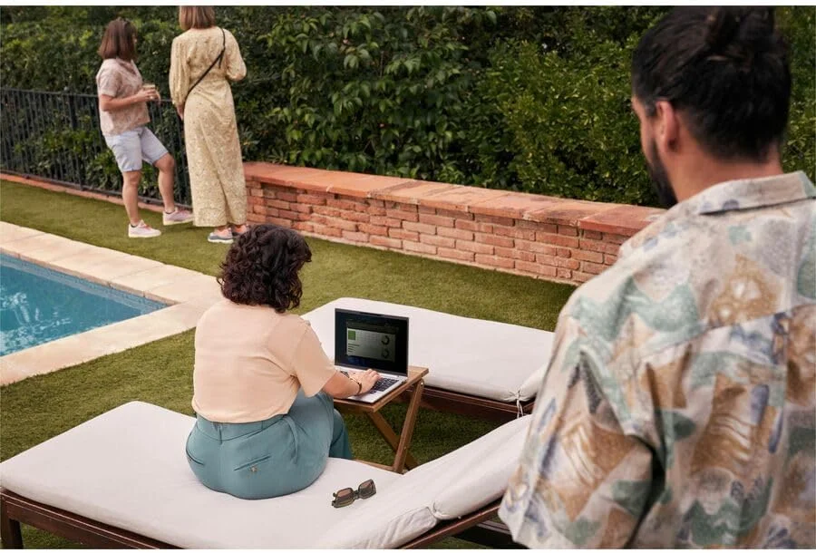 لپ تاپ 16 اینچی HP EliteBook 860 G11 - WUXGA - Intel Core Ultra 7 165U - 16 گیگابایت رم - 512 گیگابایت SSD - کیبورد انگلیسی - چیپ Intel - 1920 x 1200 - Windows 11 Pro - Intel - فناوری in-plane Switching (IPS)