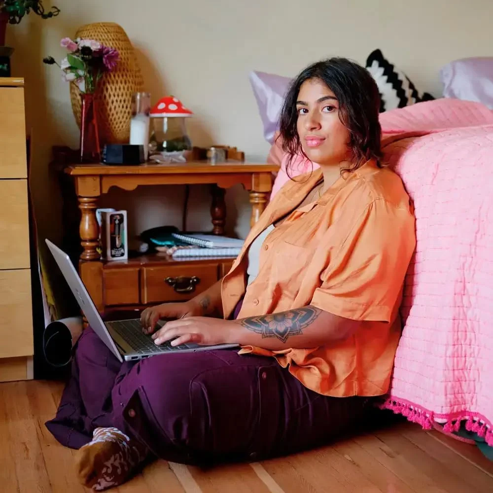 لپ تاپ لمسی 15.6 اینچی HD اچ پی، پردازنده Intel i5-1235U، 10 هسته، 16 گیگابایت رم، 1 ترابایت SSD PCIe، ویندوز 11 Home در حالت S، بلوتوث، Wi-Fi، نقره ای طبیعی با لوازم جانبی TWE لپ تاپ لمسی 15.6 اینچی HD اچ پی، پردازنده Intel i5-1235U، 10 هسته، 16 گیگابایت رم، 1 ترابایت SSD PCIe، ویندوز 11 Home در حالت S، بلوتوث، Wi-Fi، نقره ای طبیعی با لوازم جانبی TWE