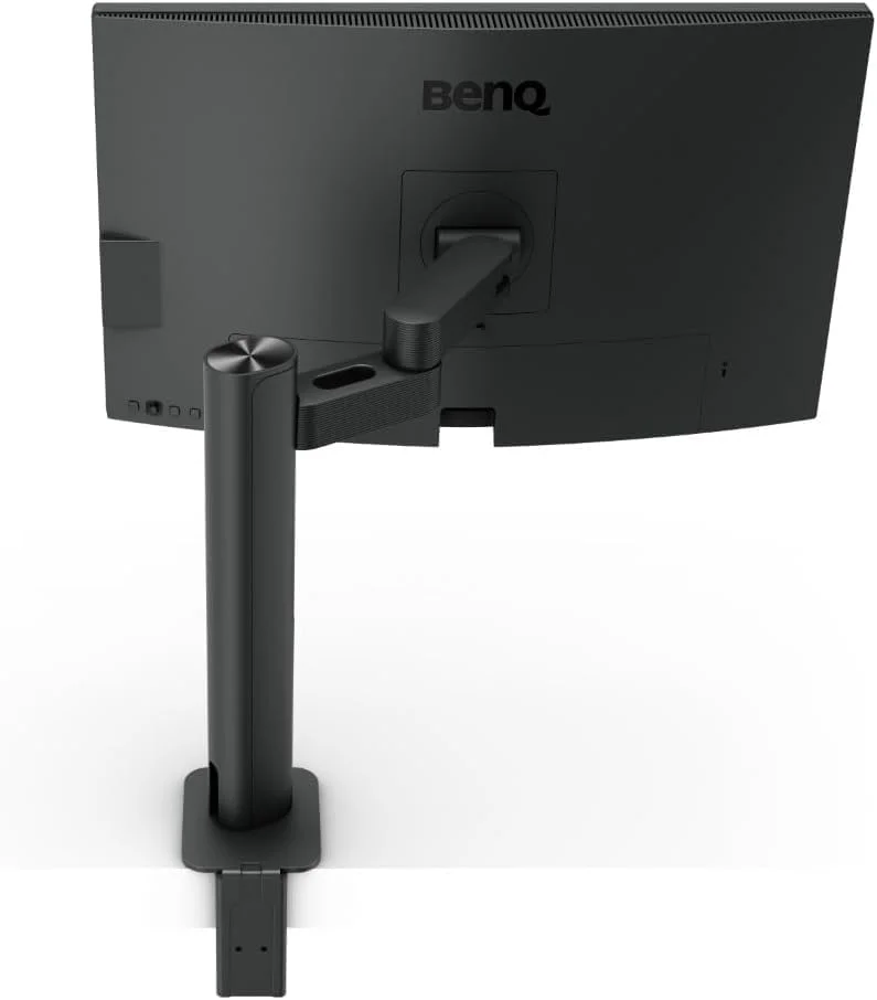 مانیتور طراح بنکیو PD2705U سایز 27 اینچ 4K با رزولوشن 3840x2160، UHD، پوشش sRGB و Rec.709، HDR10، پنل IPS، پورت USB-C (65W)، هاب USB، فناوری AQCOLOR، کالیبره شده در کارخانه، حالت CAD/CAM، کلید میانبر Puck G2، KVM، ارگونومیک، ICC Sync (خاکستری)