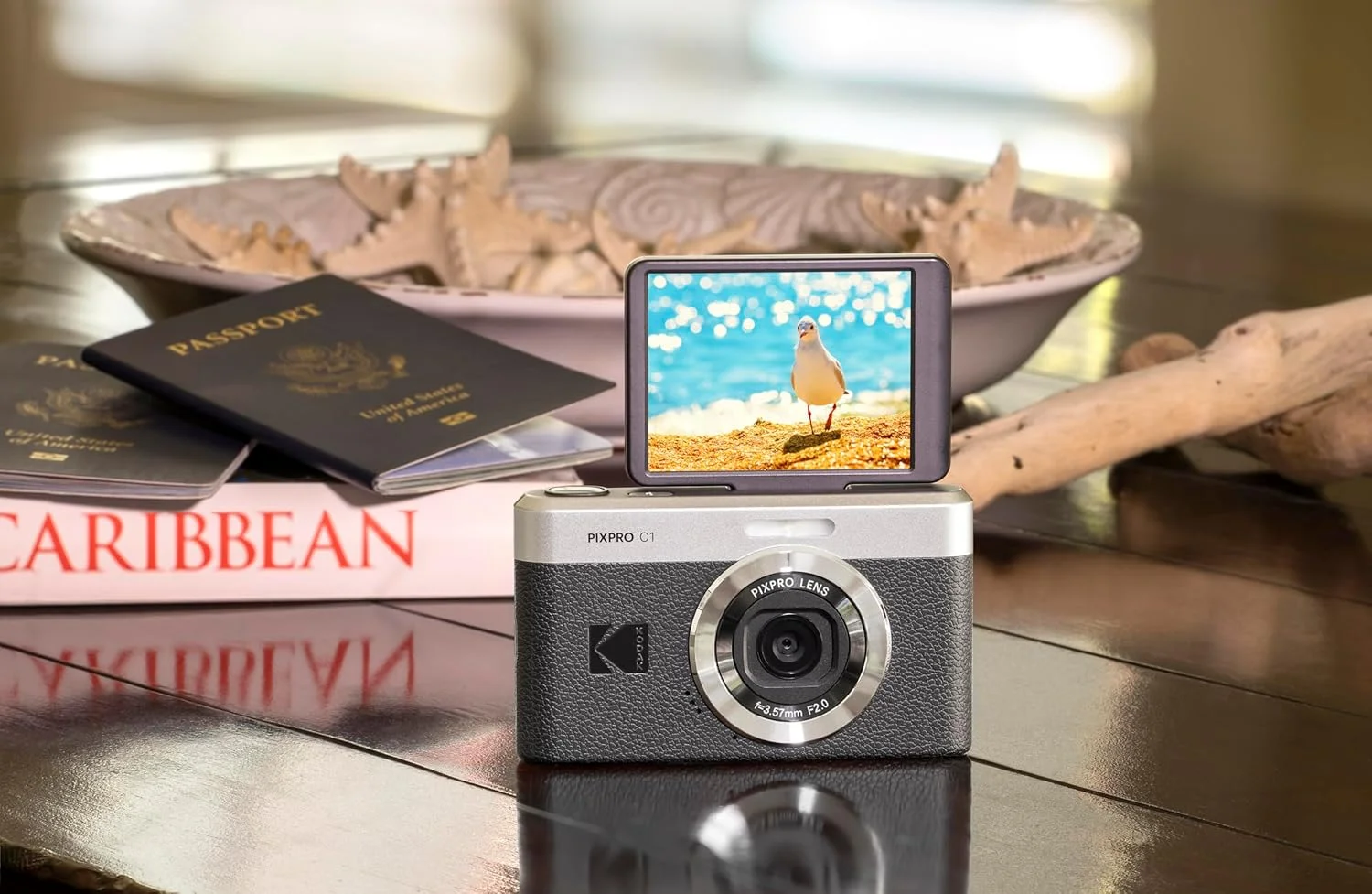 دوربین دیجیتال فوق فشرده KODAK Pixpro C1 | سنسور 13 مگاپیکسلی BSI CMOS، زوم 4 برابر، صفحه نمایش LCD 2.8 اینچی، فلاش LED، باتری داخلی - مشکی