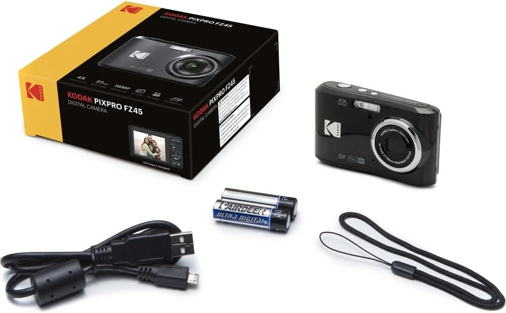 دوربین دیجیتال Kodak PIXPRO FZ45 (مشکی) به همراه کارت حافظه 32 گیگابایتی Class 10 UHS-I U1 SDHC و باتری های آلکالاین AA با کارایی بالا (4 عدد) (3 قلم کالا)