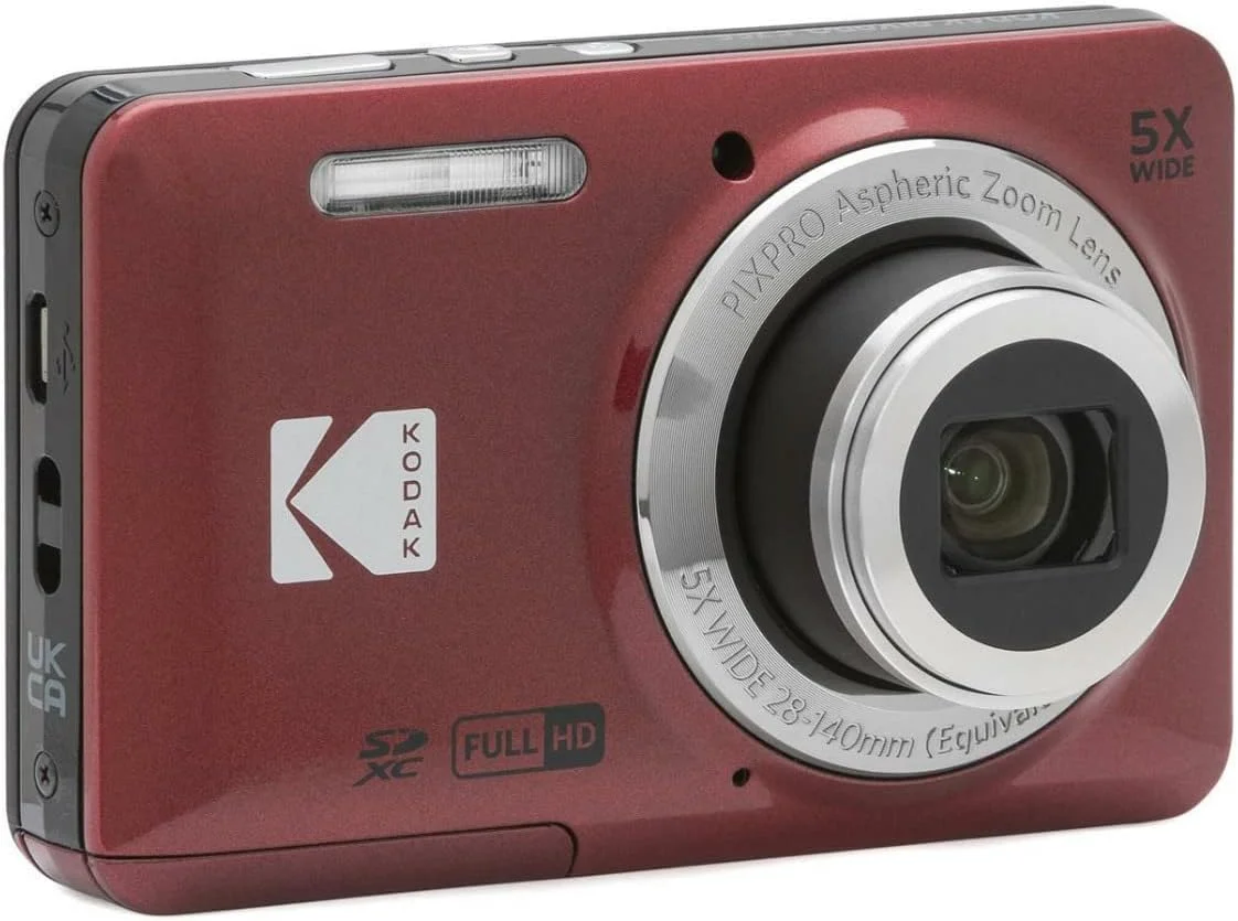 دوربین دیجیتال Kodak PIXPRO Friendly Zoom FZ55 (قرمز) به همراه کیف سخت و کارت حافظه SD 32 گیگابایتی (3 قلم)