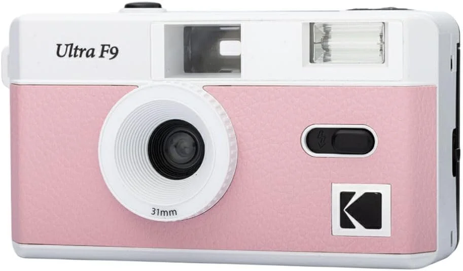 دوربین فیلم‌برداری 35 میلی‌متری قابل استفاده مجدد KODAK Ultra F9 - لنز ثابت 31 میلی‌متری F/9، فلاش داخلی، سیم‌پیچ دستی، ایده‌آل برای استفاده در محیط داخلی - صورتی
