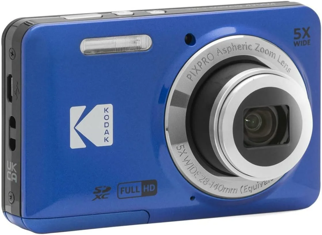 دوربین دیجیتال Kodak PIXPRO Zoom FZ55 (آبی) به همراه کیف دوربین، کارت حافظه 32 گیگابایتی UHS-I U1 SDHC و کارت خوان USB 2.0 (4 قلم) دوربین دیجیتال Kodak PIXPRO Zoom FZ55 (آبی) به همراه کیف دوربین، کارت حافظه 32 گیگابایتی UHS-I U1 SDHC و کارت خوان USB 2.0 (4 قلم)