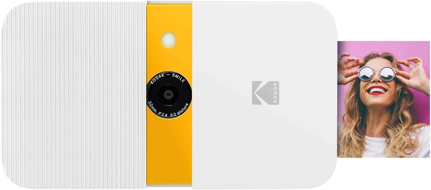 دوربین دیجیتال چاپ فوری KODAK Smile (سفید/زرد) همراه با بسته قاب عکس و کیف نرم