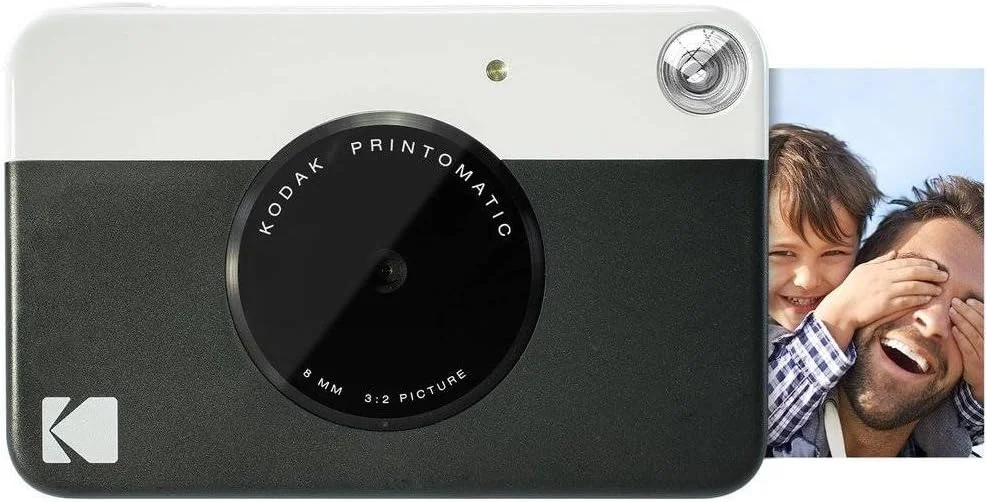دوربین فوری چاپ Kodak Printomatic (مشکی) بسته ویژه + کاغذ Zink (20 برگ) + کیف لوکس + آلبوم عکس + قاب آویز + بند گردنی راحت دوربین فوری چاپ Kodak Printomatic (مشکی) بسته ویژه + کاغذ Zink (20 برگ) + کیف لوکس + آلبوم عکس + قاب آویز + بند گردنی راحت