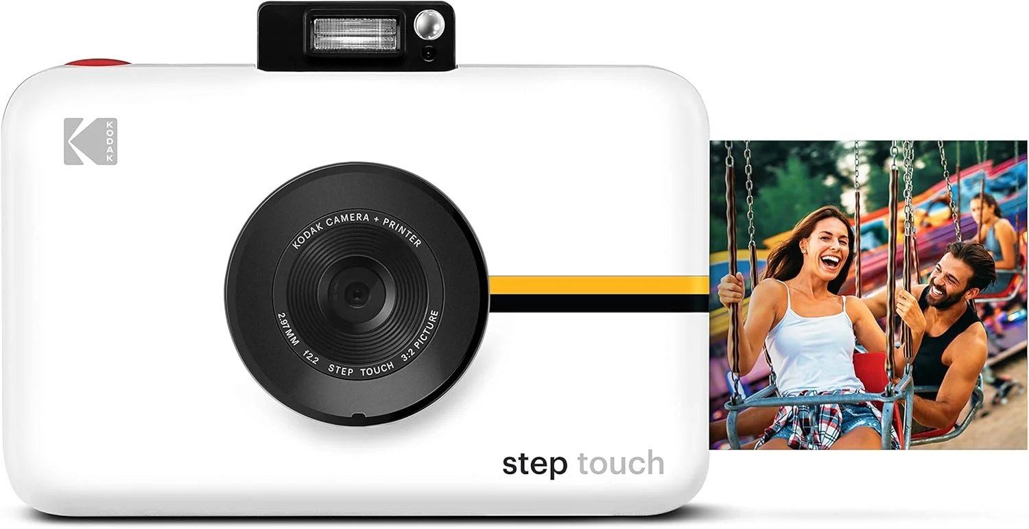 دوربین دیجیتال 13 مگاپیکسلی و چاپگر فوری Kodak Step Touch با صفحه نمایش لمسی 3.5 اینچی LCD (سفید) - بسته کامل دوربین دیجیتال 13 مگاپیکسلی و چاپگر فوری Kodak Step Touch با صفحه نمایش لمسی 3.5 اینچی LCD (سفید) - بسته کامل