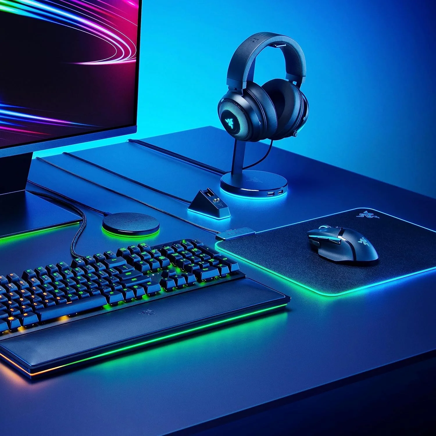 پایه شارژ ماوس Razer Chroma: پایه مغناطیسی با نورپردازی RGB وضعیت شارژ - پایه های ضد لغزش Gecko - دارای Razer Chroma - مشکی کلاسیک