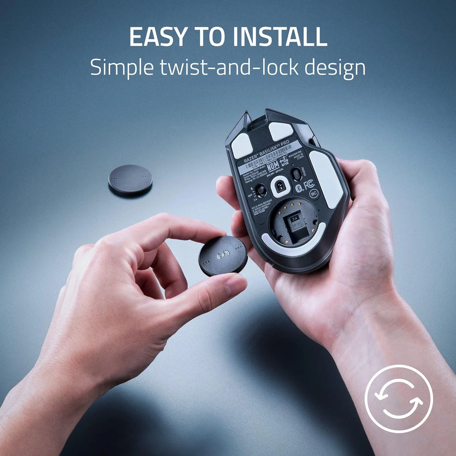 پد شارژ بی سیم Razer برای ماوس های گیمینگ Razer Basilisk V3 Pro، Naga V2 Pro، Cobra Pro: سازگار با دستگاه های شارژ بی سیم - ماوس و داک ماوس جداگانه فروخته می شوند