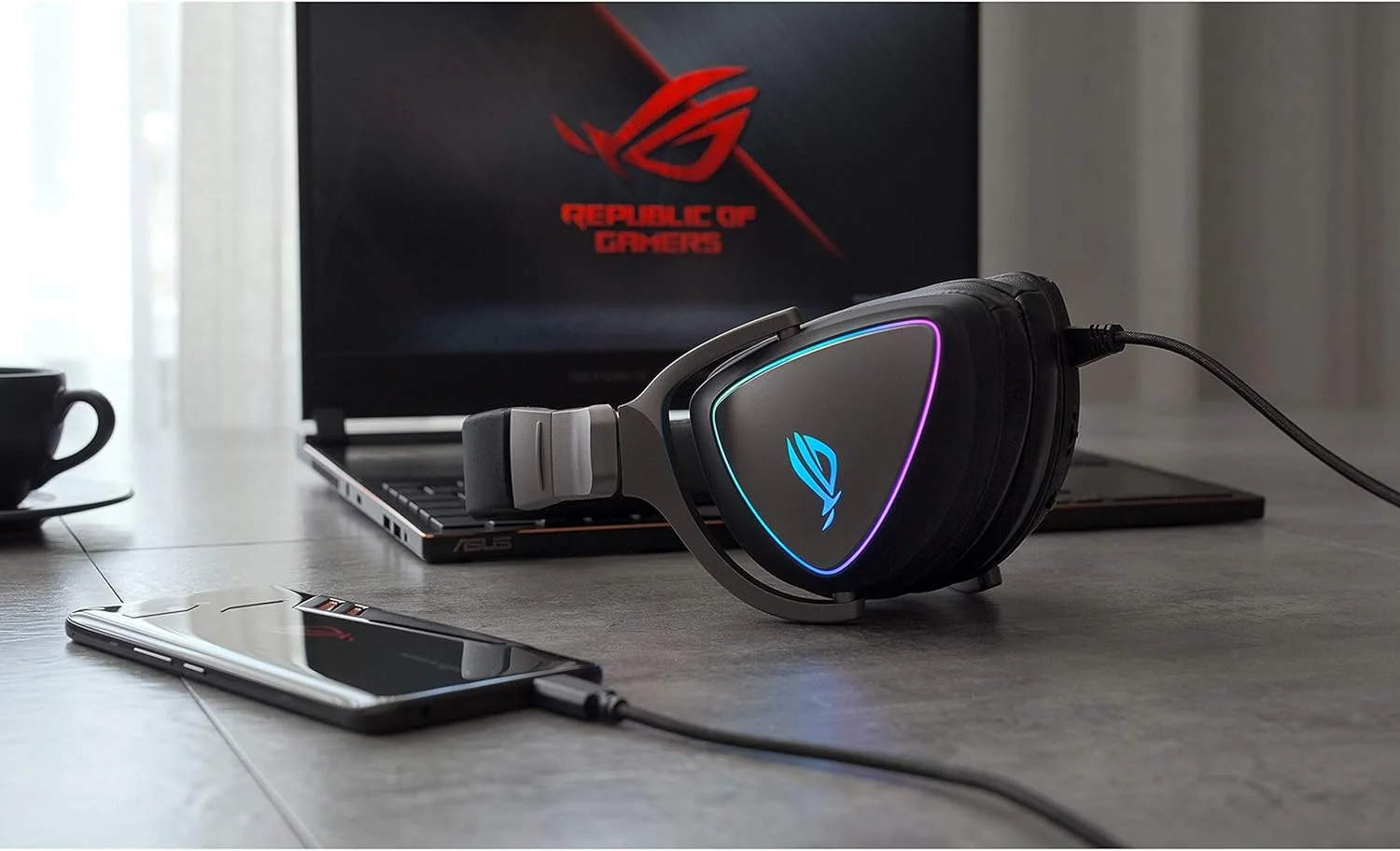 هدست گیمینگ ایسوس ROG DELTA با میکروفون و Hi Res ESS Quad DAC سازگار با هدفون های گیمینگ برای PC، Mac، PS4، Xbox One Aura Sync RGB Lighting مشکی، استاندارد، سیمی هدست گیمینگ ایسوس ROG DELTA با میکروفون و Hi Res ESS Quad DAC سازگار با هدفون های گیمینگ برای PC، Mac، PS4، Xbox One Aura Sync RGB Lighting مشکی، استاندارد، سیمی