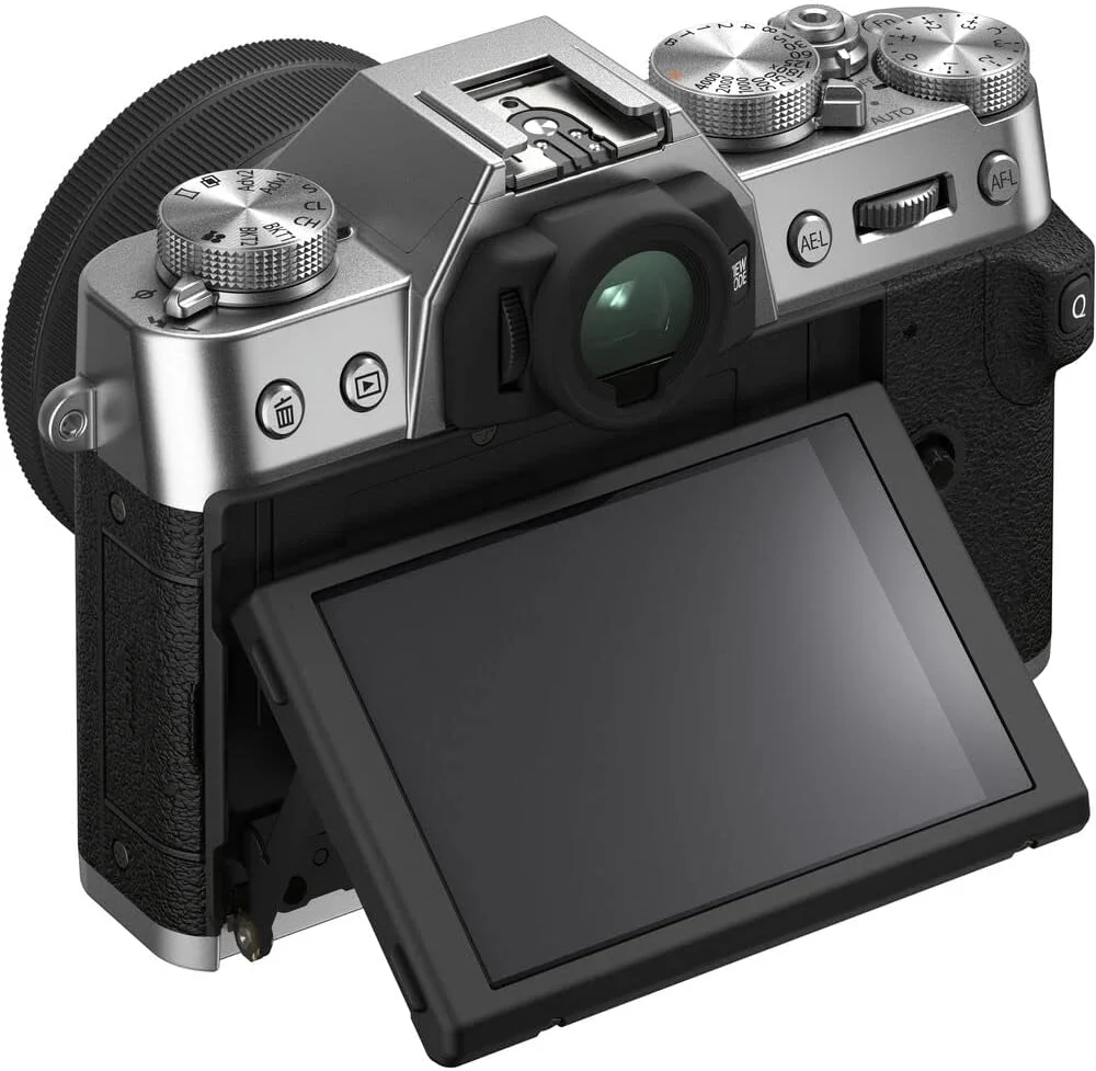 دوربین فوجی فیلم X-T30 II به همراه لنز XC15-45mm نقره ای