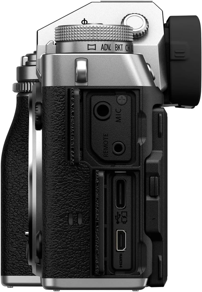دوربین دیجیتال بدون آینه فوجی فیلم X-T5 به همراه لنز XF16-50mmF2.8-4.8 R LM WR - نقره ای دوربین دیجیتال بدون آینه فوجی فیلم X-T5 به همراه لنز XF16-50mmF2.8-4.8 R LM WR - نقره ای