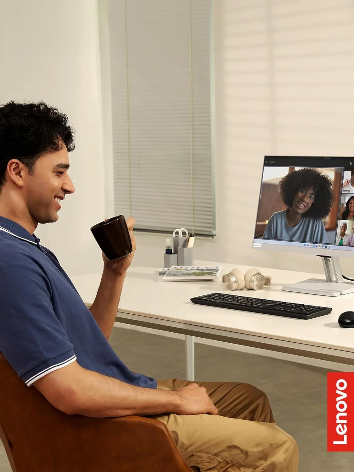 ست کیبورد و ماوس بی‌سیم لنوو 100 - ست بی‌سیم با کلیدهای بی‌صدا و مقاوم در برابر نفوذ مایعات - کیبورد 3 ناحیه‌ای - ماوس دو طرفه - طراحی جمع و جور - USB بی‌سیم - مشکی