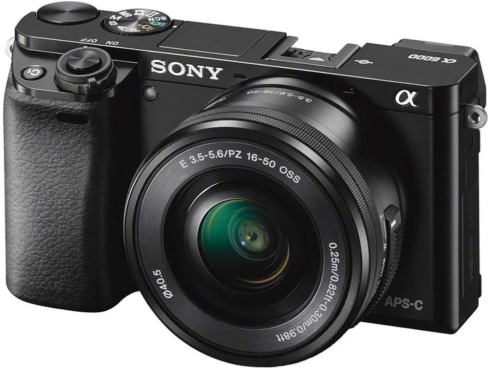 دوربین دیجیتال بدون آینه سونی آلفا a6000 با حسگر 24.3 مگاپیکسل و LCD 3.0 اینچی (مشکی) به همراه لنز زوم برقی 16-50 میلی‌متری