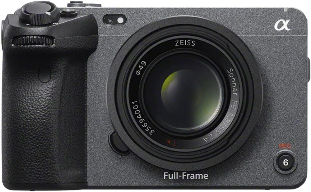 دوربین فیلمبرداری فول فریم بدون آینه سینمایی سونی FX3 (ILME-FX3) - سنسور 12.1 مگاپیکسلی Exmor R BSI | 4K تا 120 فریم در ثانیه با دامنه دینامیکی 15+ استاپ به همراه کارت حافظه 64 گیگابایتی، کیف، سه پایه انعطاف پذیر، نگهدارنده درب لنز و موارد دیگر