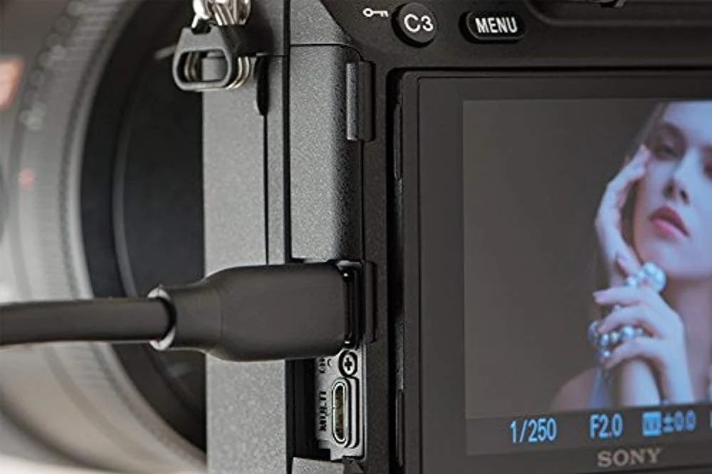 دوربین بدون آینه فول فریم Sony a7 III با لنز اپتیکال 28-70 میلیمتری و LCD (مشکی، 3 اینچ) دوربین بدون آینه فول فریم Sony a7 III با لنز اپتیکال 28-70 میلیمتری و LCD (مشکی، 3 اینچ)