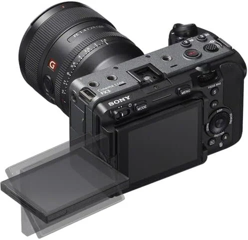 دوربین فیلمبرداری فول فریم بدون آینه سینمایی سونی FX3 (ILME-FX3) - سنسور 12.1 مگاپیکسلی Exmor R BSI | 4K تا 120 فریم در ثانیه با دامنه دینامیکی 15+ استاپ به همراه کارت حافظه 64 گیگابایتی، کیف، سه پایه انعطاف پذیر، نگهدارنده درب لنز و موارد دیگر