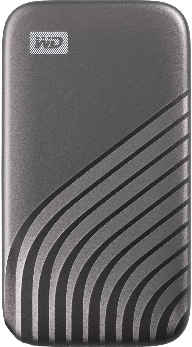 هارد SSD اکسترنال وسترن دیجیتال مدل My Passport با ظرفیت 4 ترابایت، فناوری NVMe، پورت USB-C، سرعت خواندن تا 1050 مگابایت بر ثانیه و سرعت نوشتن تا 1000 مگابایت بر ثانیه. سازگار با PC، Xbox، PlayStation، رنگ خاکستری فضایی