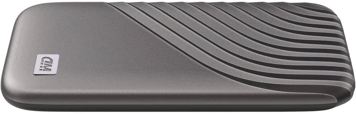 هارد SSD اکسترنال وسترن دیجیتال مدل My Passport با ظرفیت 4 ترابایت، فناوری NVMe، پورت USB-C، سرعت خواندن تا 1050 مگابایت بر ثانیه و سرعت نوشتن تا 1000 مگابایت بر ثانیه. سازگار با PC، Xbox، PlayStation، رنگ خاکستری فضایی