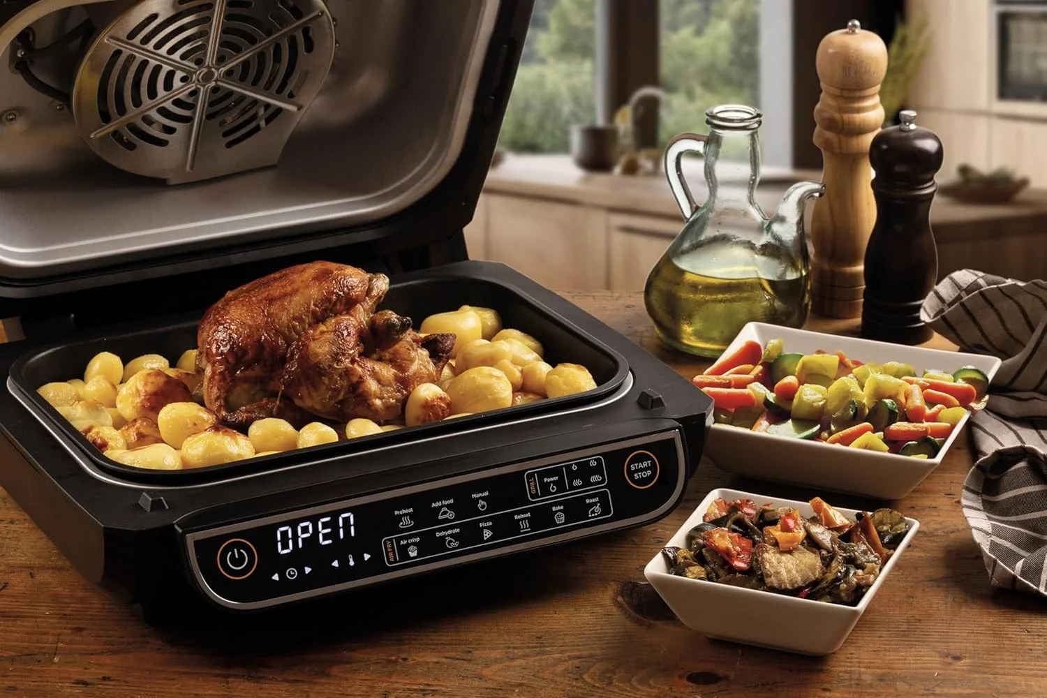 گریل و سرخ کن هوا Kenwood مدل 2 در 1 (سرخ کن هوا + گریل) با سبد XXXL 8 لیتری، 4 سطح گریل، 8 عملکرد از پیش تعیین شده - گریل، ترد هوایی، برشته کردن، پخت، پیتزا، گرم کردن مجدد، خشک کردن و عملکرد دستی مدل GHF40.000BK مشکی