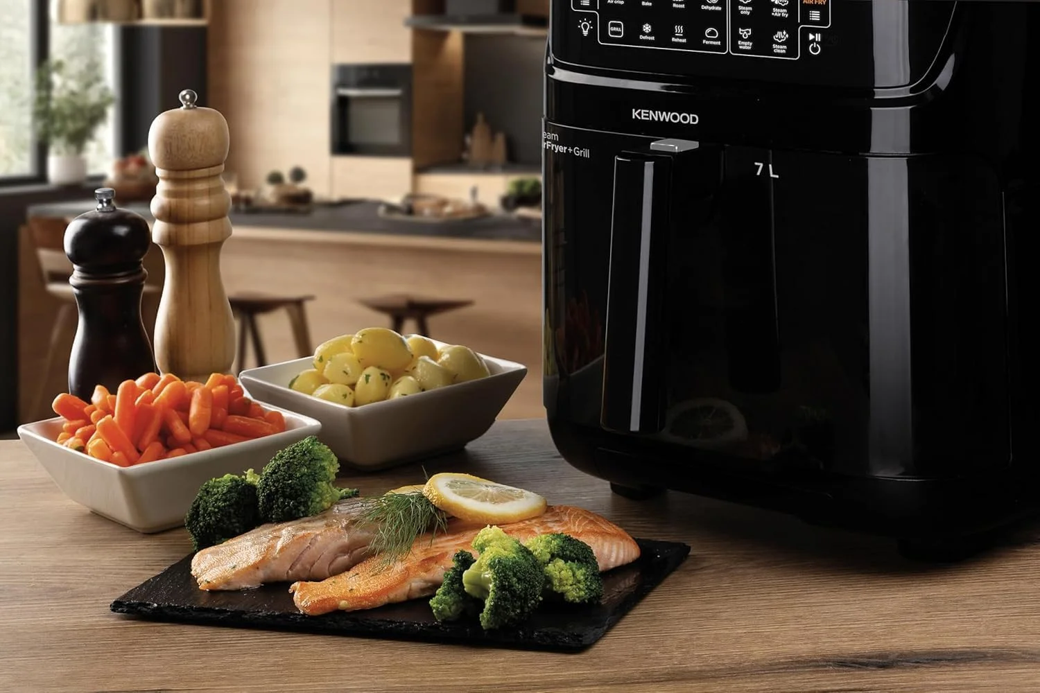 سرخ کن هوا و بخارپز 3 در 1 کنوود مدل HFS92.000BK با پنجره و ظرفیت 7 لیتر سرخ کن هوا و بخارپز 3 در 1 کنوود مدل HFS92.000BK با پنجره و ظرفیت 7 لیتر