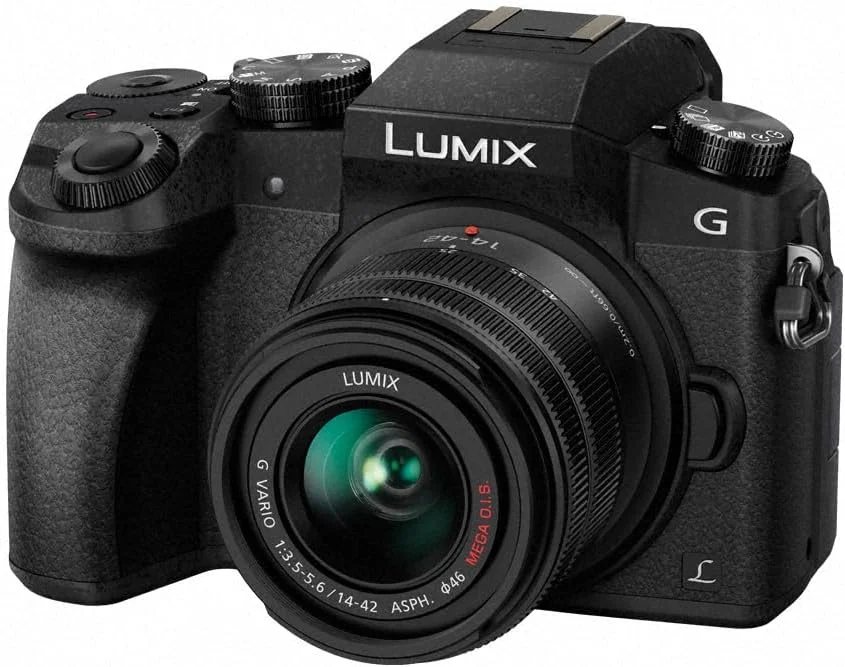 دوربین حرفه ای پاناسونیک لومیکس DMC-G7KEB-K به همراه لنز - مشکی، 14-42 میلی متر