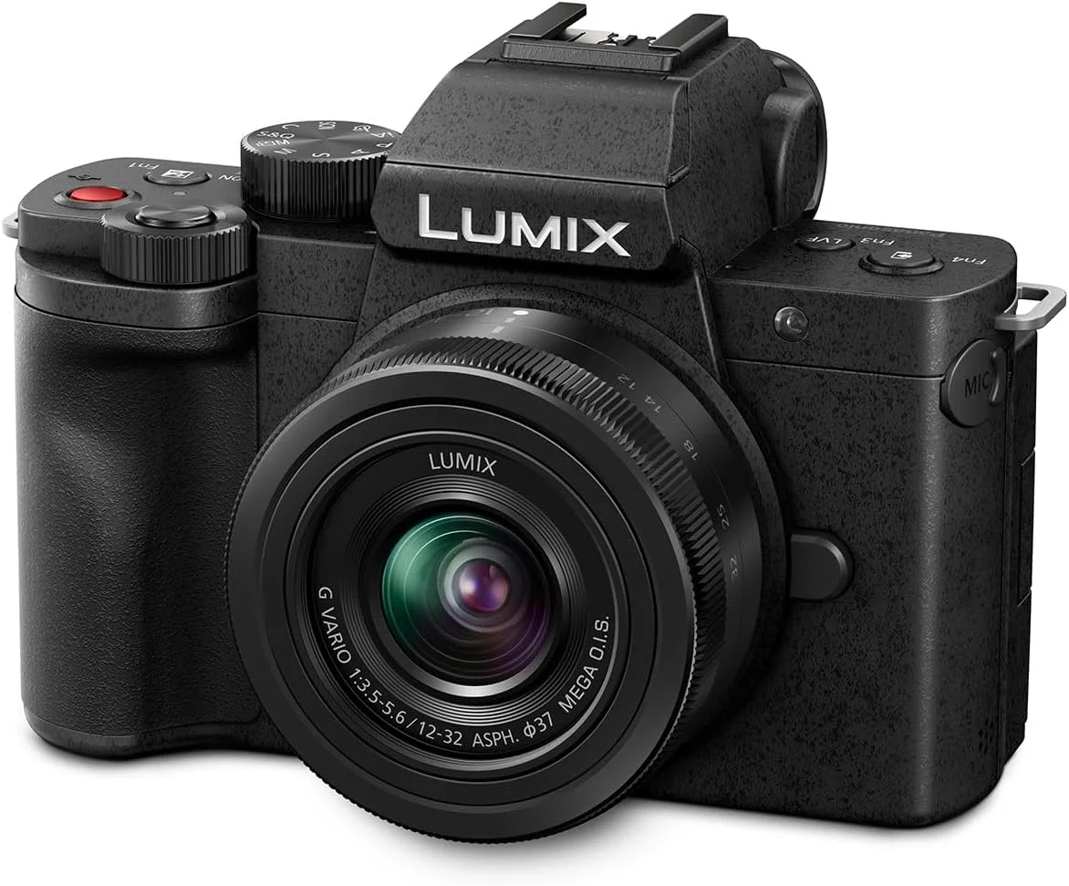 دوربین بدون آینه پاناسونیک Lumix DC-G100DKEGK Micro Four Thirds با لنز Lumix G Vario F3.5-5.6، 20.3 مگاپیکسل، فیلمبرداری 4K 30p و FHD 60، دوربین ولاگینگ، مانیتور با زاویه آزاد، USB-C، مشکی دوربین بدون آینه پاناسونیک Lumix DC-G100DKEGK Micro Four Thirds با لنز Lumix G Vario F3.5-5.6، 20.3 مگاپیکسل، فیلمبرداری 4K 30p و FHD 60، دوربین ولاگینگ، مانیتور با زاویه آزاد، USB-C، مشکی