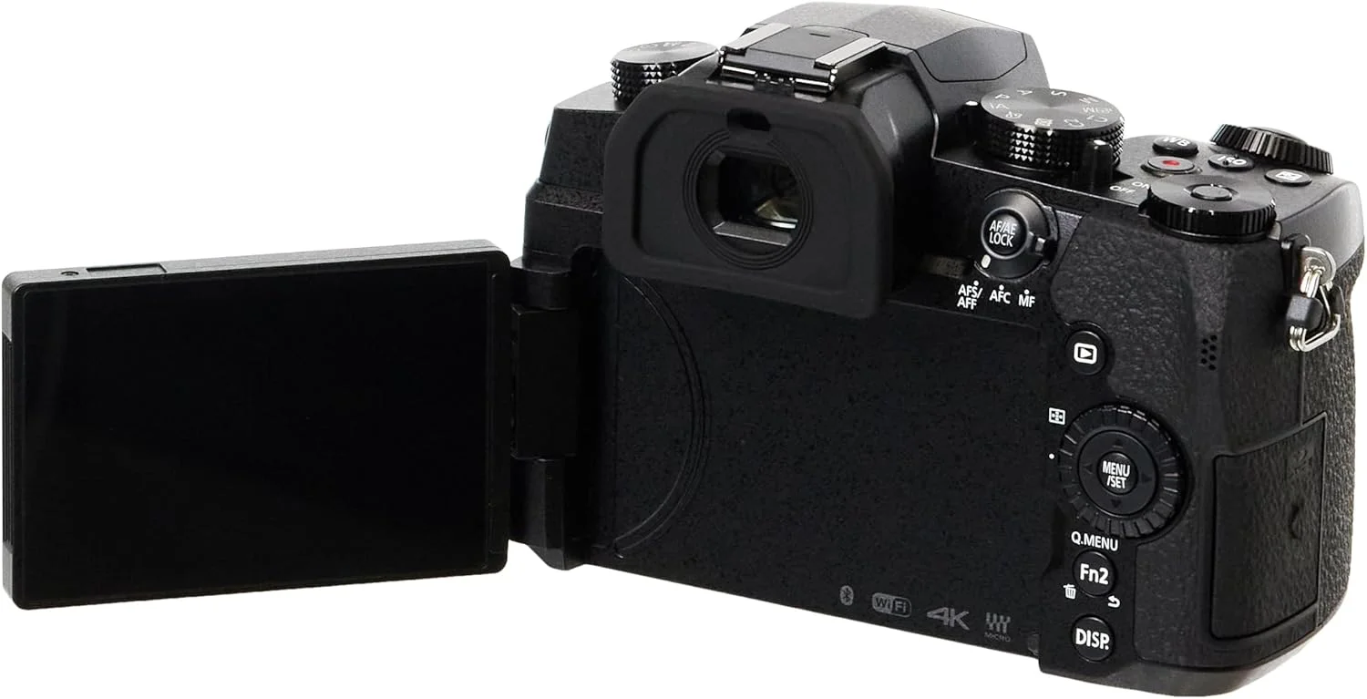 دوربین دیجیتال پاناسونیک DC-G90M MILC 20.3MP Live MOS 3840 x 2160 پیکسل مشکی - دوربین های دیجیتال (20.3 مگاپیکسل، 3840 x 2160 پیکسل، Live MOS، 4K Ultra HD، صفحه لمسی، مشکی) دوربین دیجیتال پاناسونیک DC-G90M MILC 20.3MP Live MOS 3840 x 2160 پیکسل مشکی - دوربین های دیجیتال (20.3 مگاپیکسل، 3840 x 2160 پیکسل، Live MOS، 4K Ultra HD، صفحه لمسی، مشکی)