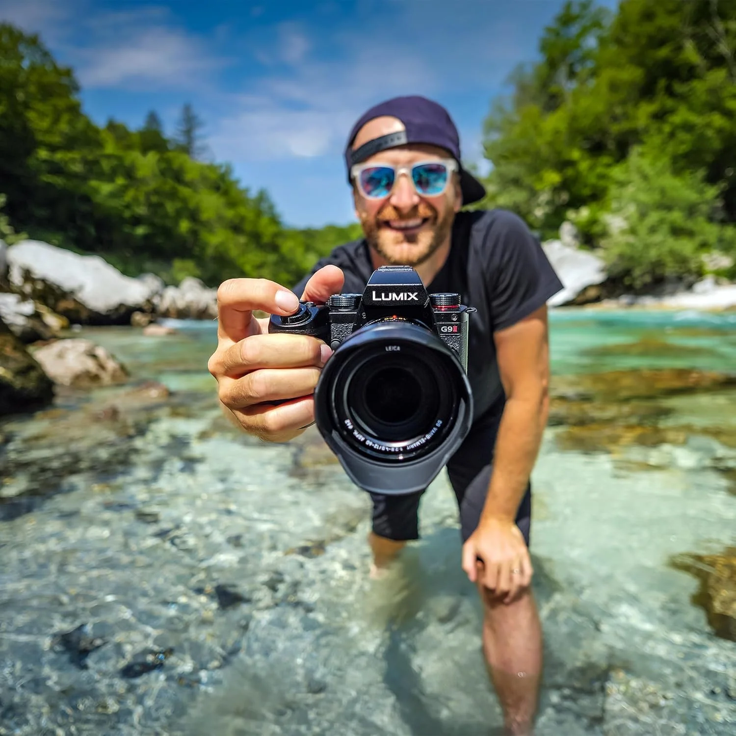 دوربین پاناسونیک LUMIX G9II Micro Four Thirds، سنسور 25.2 مگاپیکسلی با فوکوس خودکار هیبریدی فازی، تثبیت کننده تصویر قدرتمند، عملکرد و تحرک با سرعت بالا، مدل پرچمدار سری G - DC-G9M2BODY دوربین پاناسونیک LUMIX G9II Micro Four Thirds، سنسور 25.2 مگاپیکسلی با فوکوس خودکار هیبریدی فازی، تثبیت کننده تصویر قدرتمند، عملکرد و تحرک با سرعت بالا، مدل پرچمدار سری G - DC-G9M2BODY