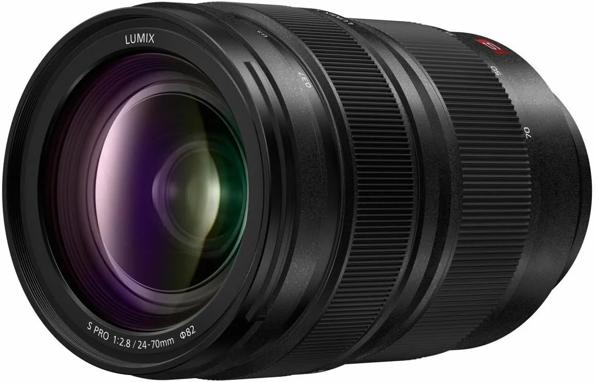 لنز قابل تعویض پاناسونیک Lumix S Pro 24-70mm F2.8 با مانت L برای دوربین های دیجیتال فول فریم سری Lumix S - مدل S-E2470 (USA)