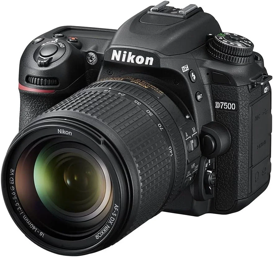دوربین نیکون D7500 به همراه لنز 18-140 میلی‌متری VR دیجیتال DSLR - مشکی