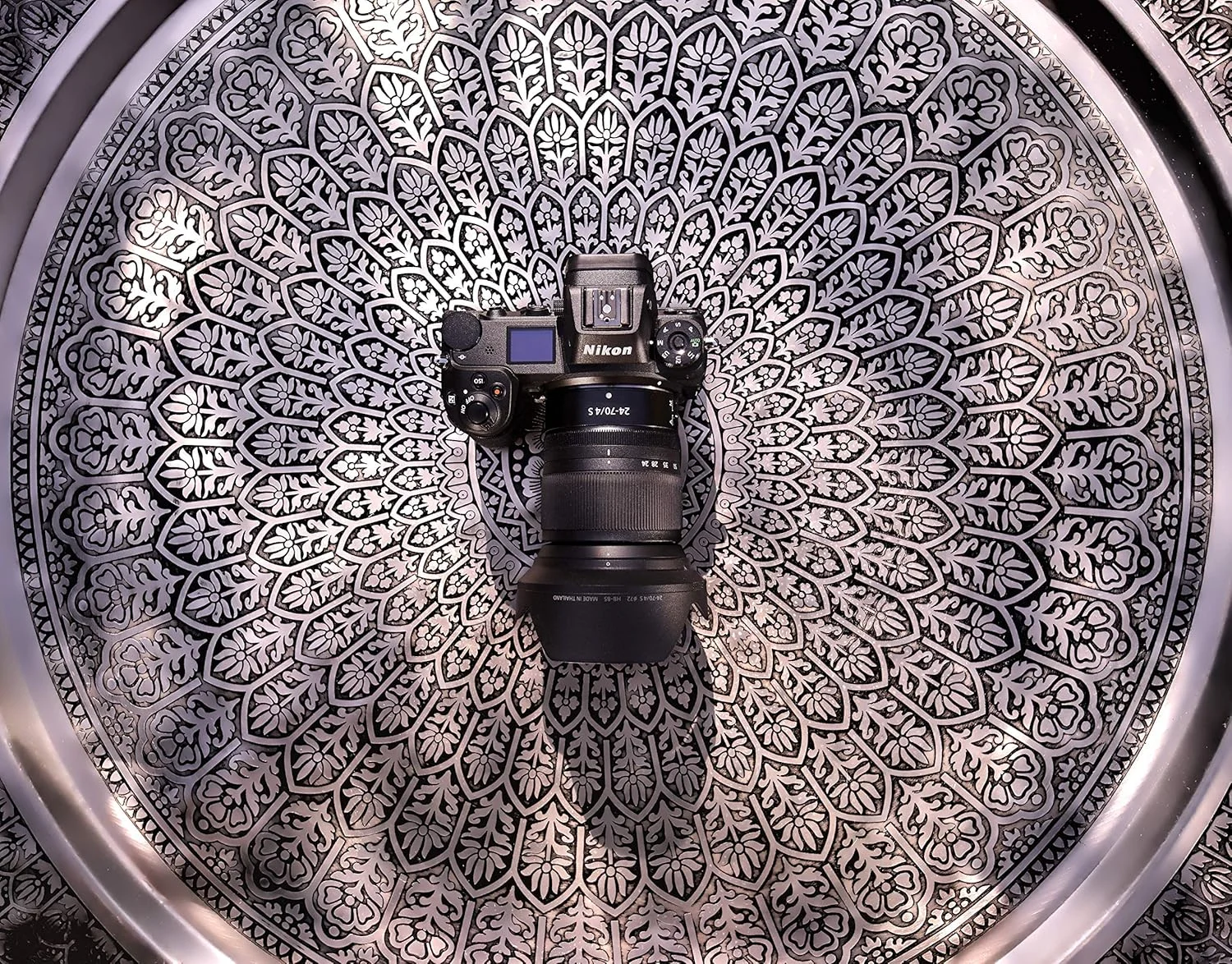 دوربین بدون آینه نیکون Z7 II به همراه لنز 24-70mm f/4