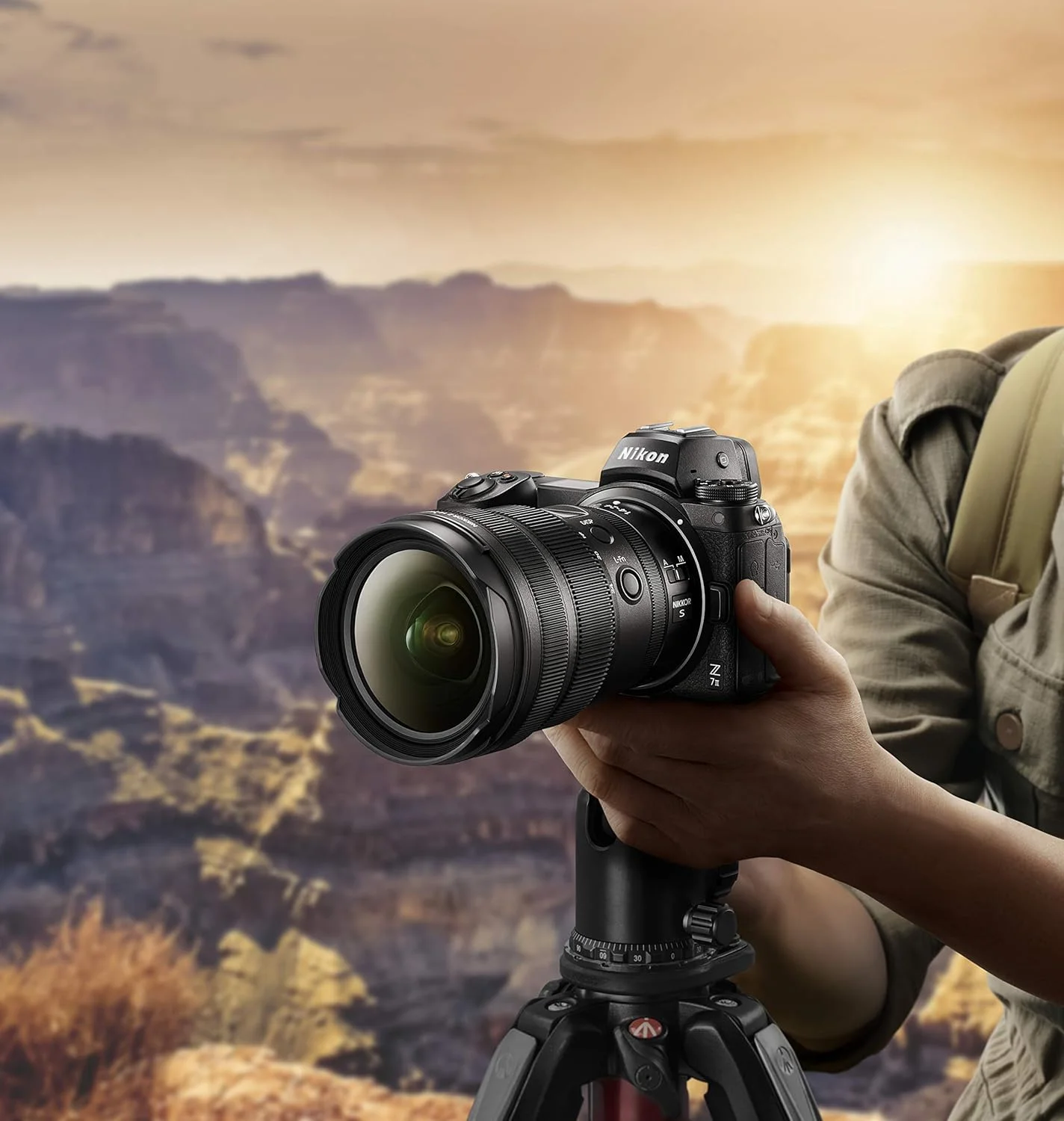 دوربین بدون آینه نیکون Z7 II به همراه لنز 24-70mm f/4
