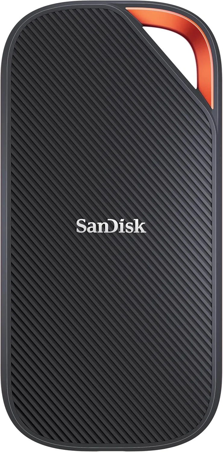 حافظه اس اس دی اکسترنال قابل حمل SanDisk Extreme PRO با USB4 ظرفیت 4 ترابایت، سرعت خواندن تا 3800 مگابایت بر ثانیه و سرعت نوشتن تا 3700 مگابایت بر ثانیه