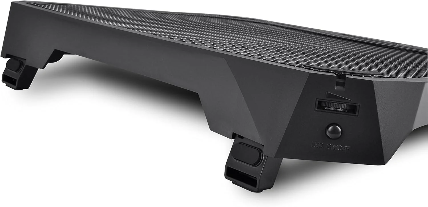 پد خنک کننده لپ تاپ ترمالتیک Massive V20 با پنل مشبک فولادی، فن 200 میلی متری LED آبی، کنترل سرعت قابل تنظیم، مناسب برای لپ تاپ های 10 تا 17 اینچی مدل CL-N004-PL20BL-A پد خنک کننده لپ تاپ ترمالتیک Massive V20 با پنل مشبک فولادی، فن 200 میلی متری LED آبی، کنترل سرعت قابل تنظیم، مناسب برای لپ تاپ های 10 تا 17 اینچی مدل CL-N004-PL20BL-A