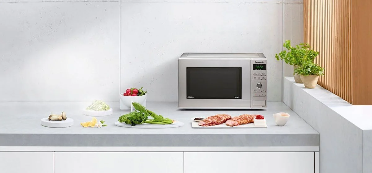 مایکروویو پاناسونیک NN-GD37HSGTG با گریل (1000 وات، مایکروویو اینورتر، 23 لیتر) استیل ضد زنگ