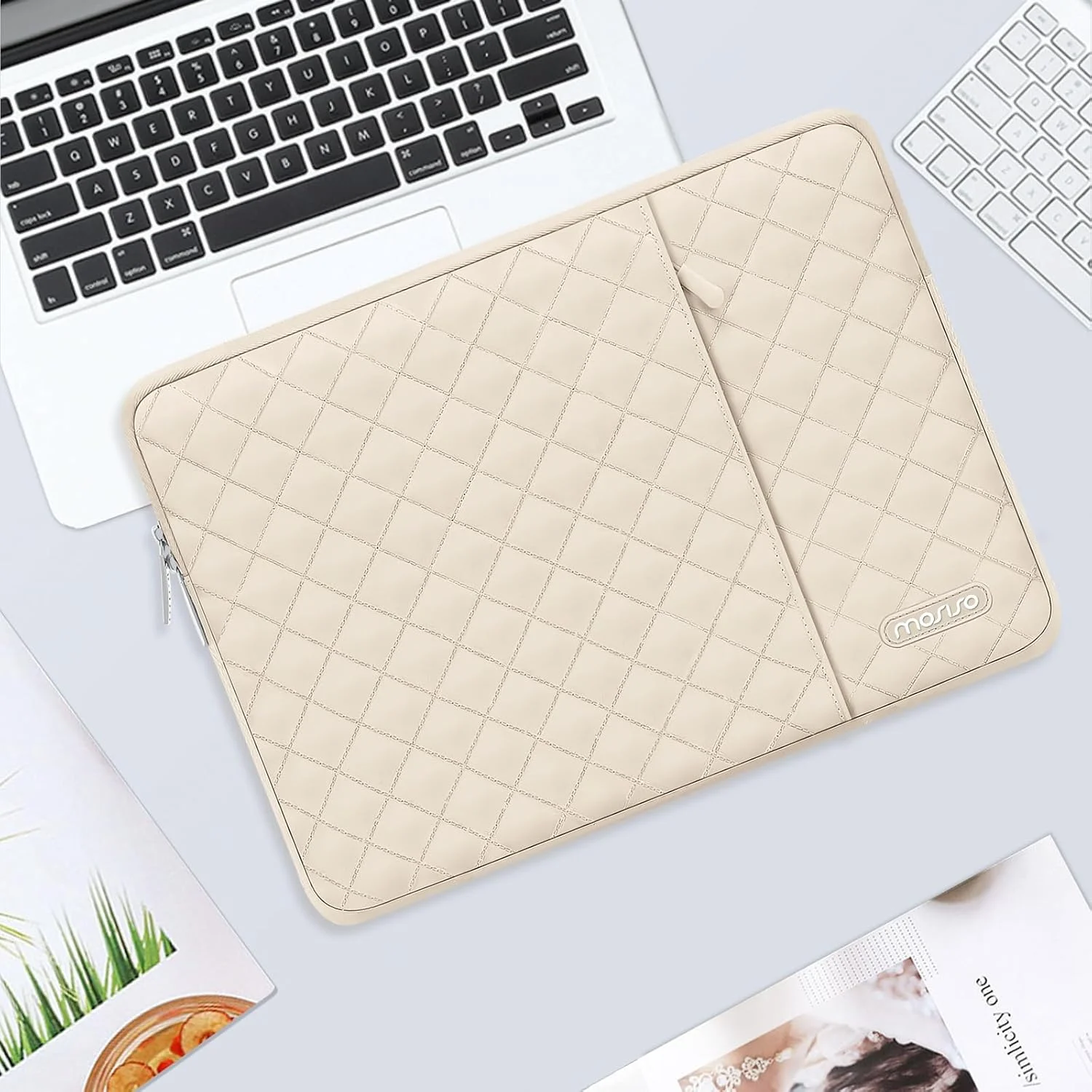 کیف لپ تاپ MOSISO سایز 13.3 اینچ، کیف آستین لپ تاپ 13-14 اینچی سازگار با MacBook Air/Pro 13 / Pro 14، نوت بوک HP Dell ASUS، کیف کامپیوتر عمودی لحافی مربعی با جیب و کیف کوچک، رنگ Sand