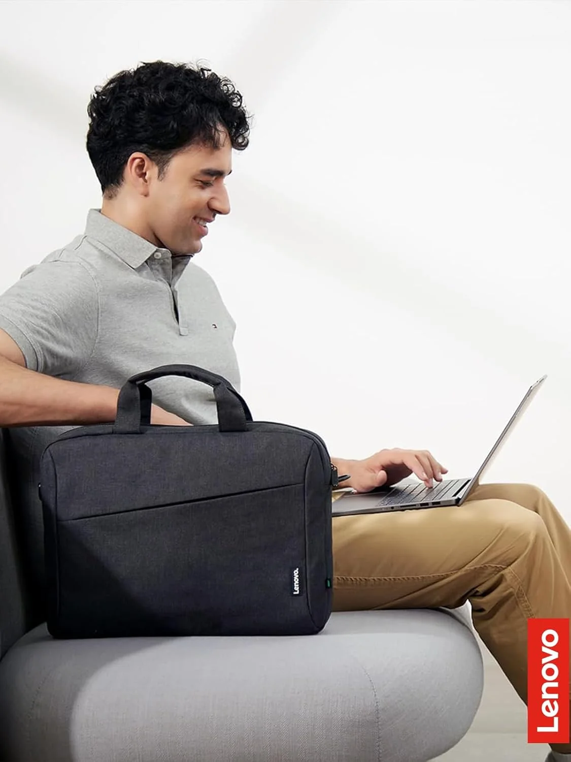 کیف شانه ای لپ تاپ لنوو مدل T210 (مناسب برای هر دو جنس) (تک عددی) کیف شانه ای لپ تاپ لنوو مدل T210 (مناسب برای هر دو جنس) (تک عددی)